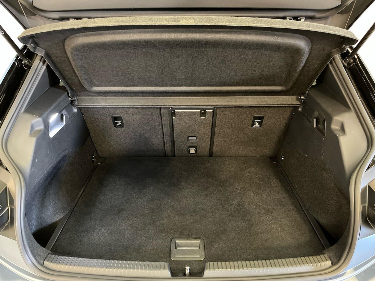 Used Volkswagen ID.3 2023 for sale - 76605530: Photo 17