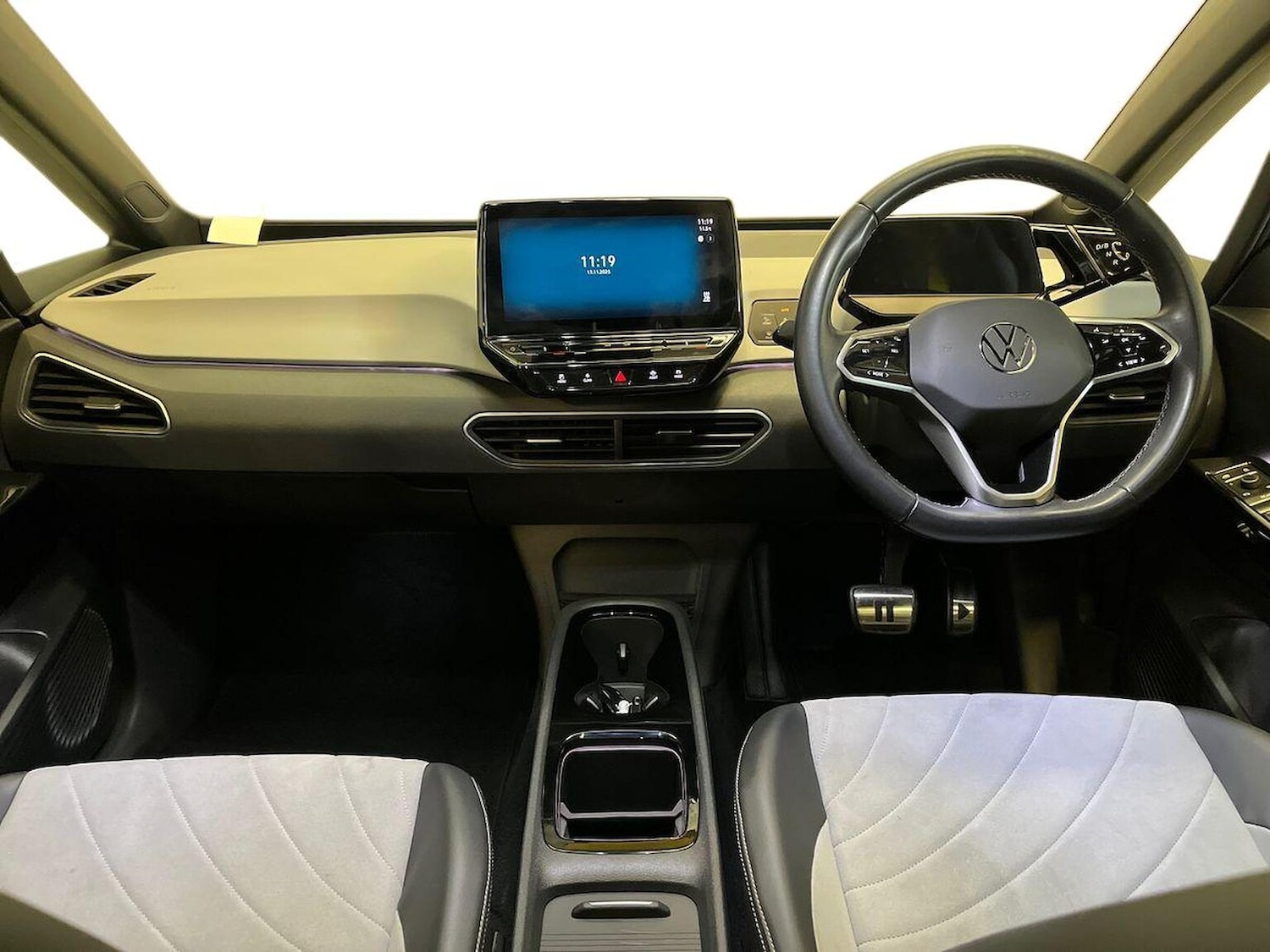 Used Volkswagen ID.3 2023 for sale - 76605530: Photo 8