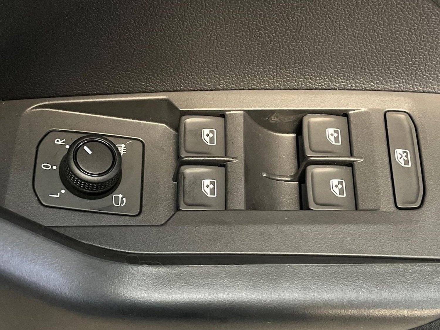 Used Volkswagen T-Cross 2025 for sale - 76128946: Photo 21