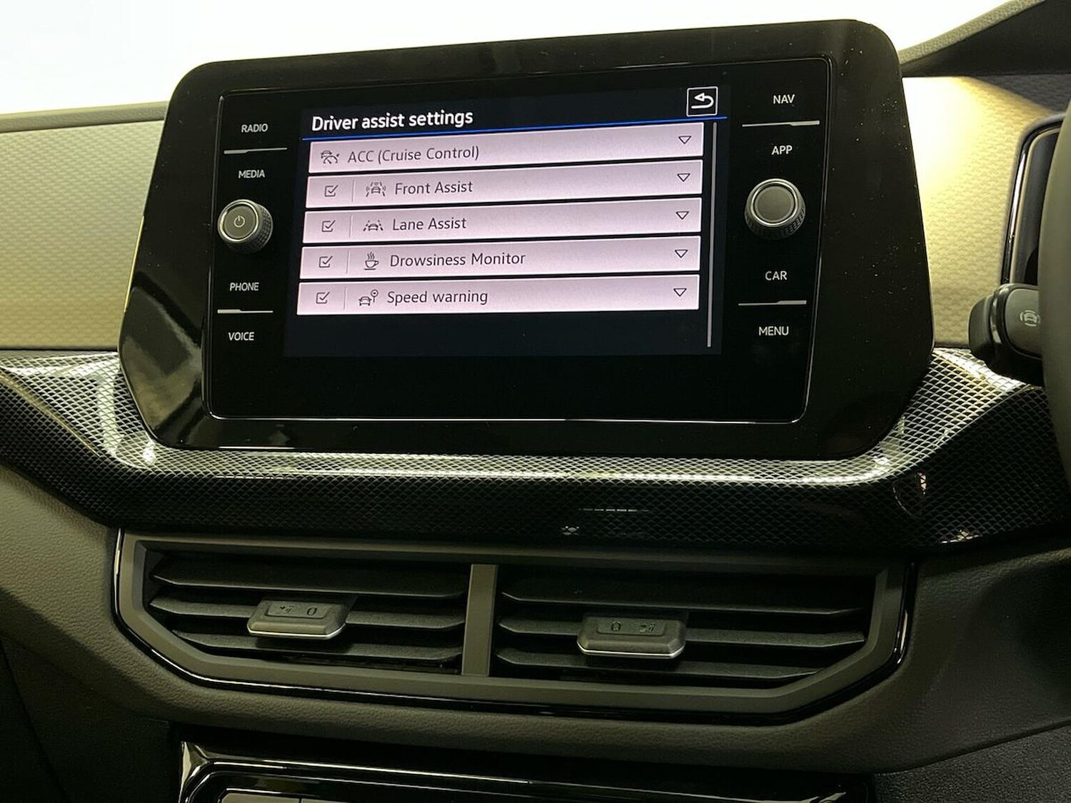 Used Volkswagen T-Cross 2025 for sale - 76128946: Photo 32