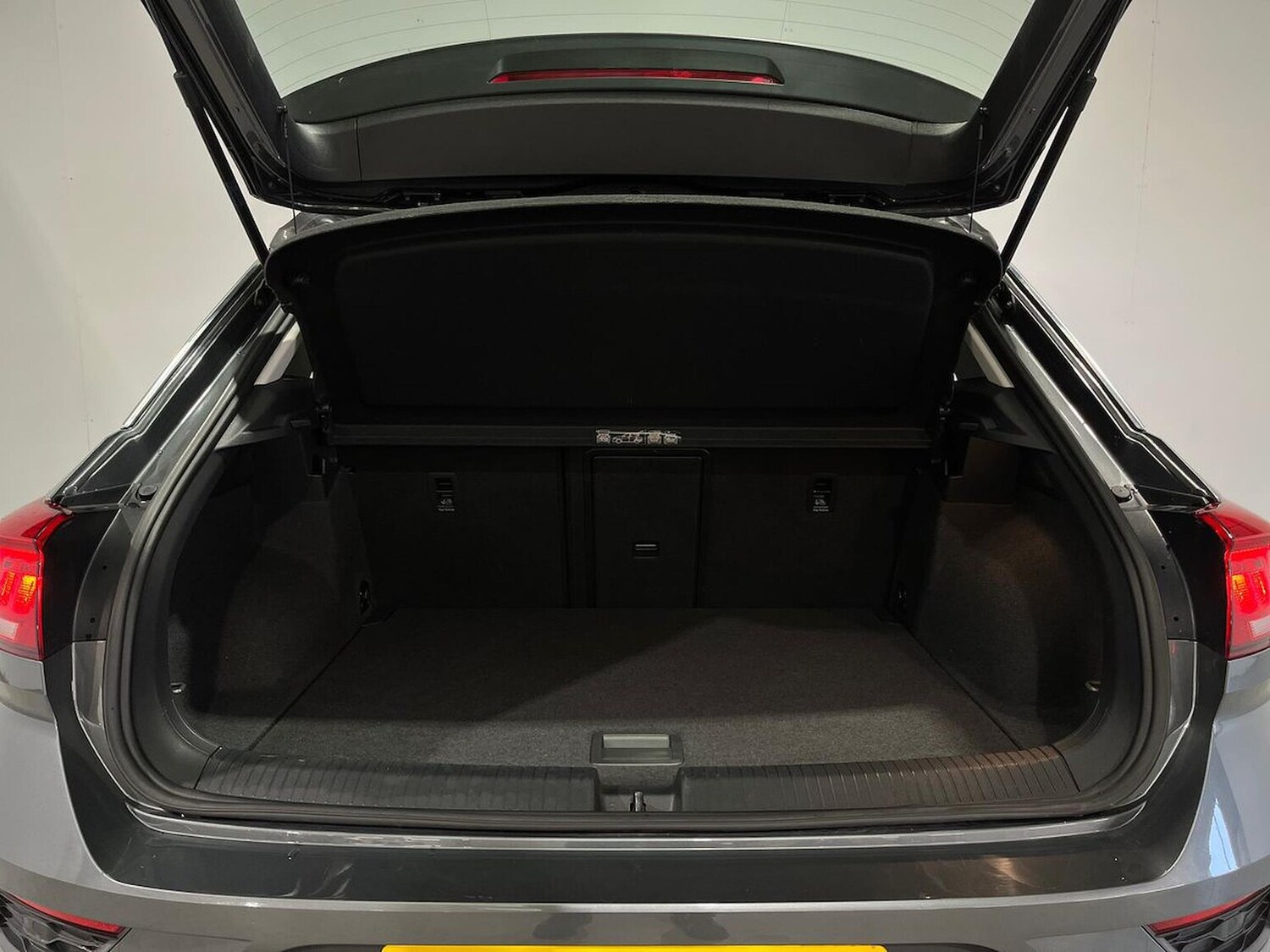 Used Volkswagen T-Roc 2021 for sale - 78176521: Photo 17