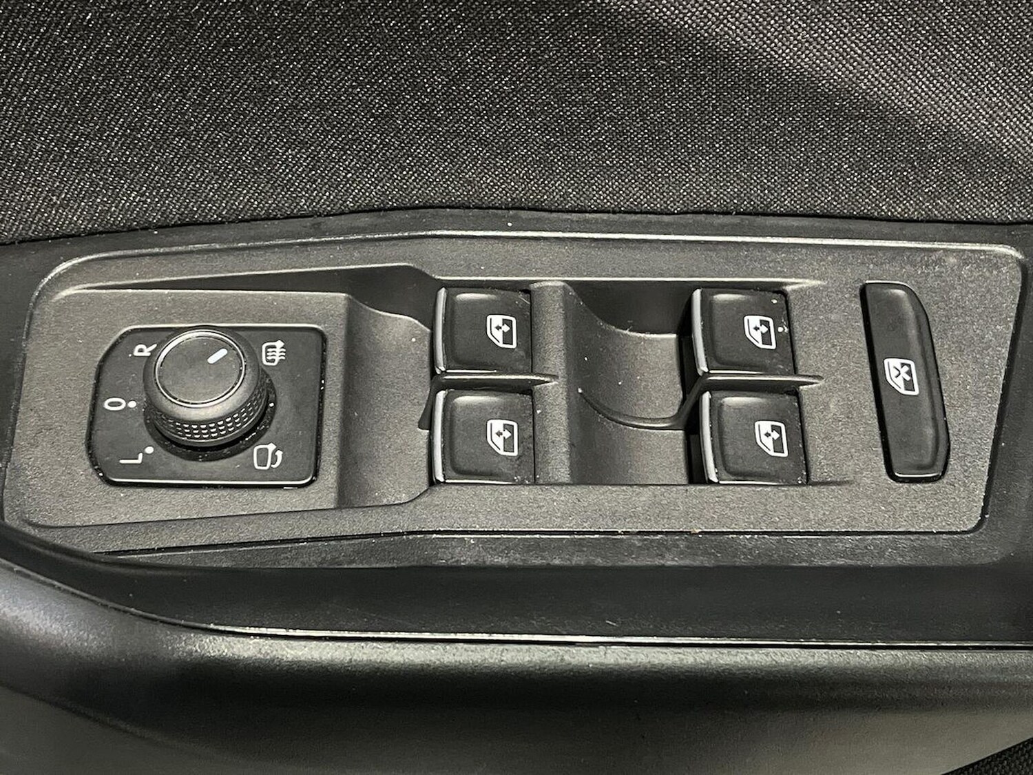 Used Volkswagen T-Roc 2021 for sale - 78176521: Photo 21