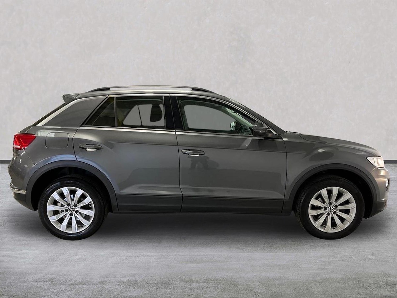 Used Volkswagen T-Roc 2021 for sale - 78176521: Photo 3