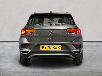 Used Volkswagen T-Roc 2021 for sale - 78176521: Photo