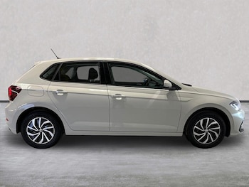Used Volkswagen Polo 2023 for sale - 77983987: Photo