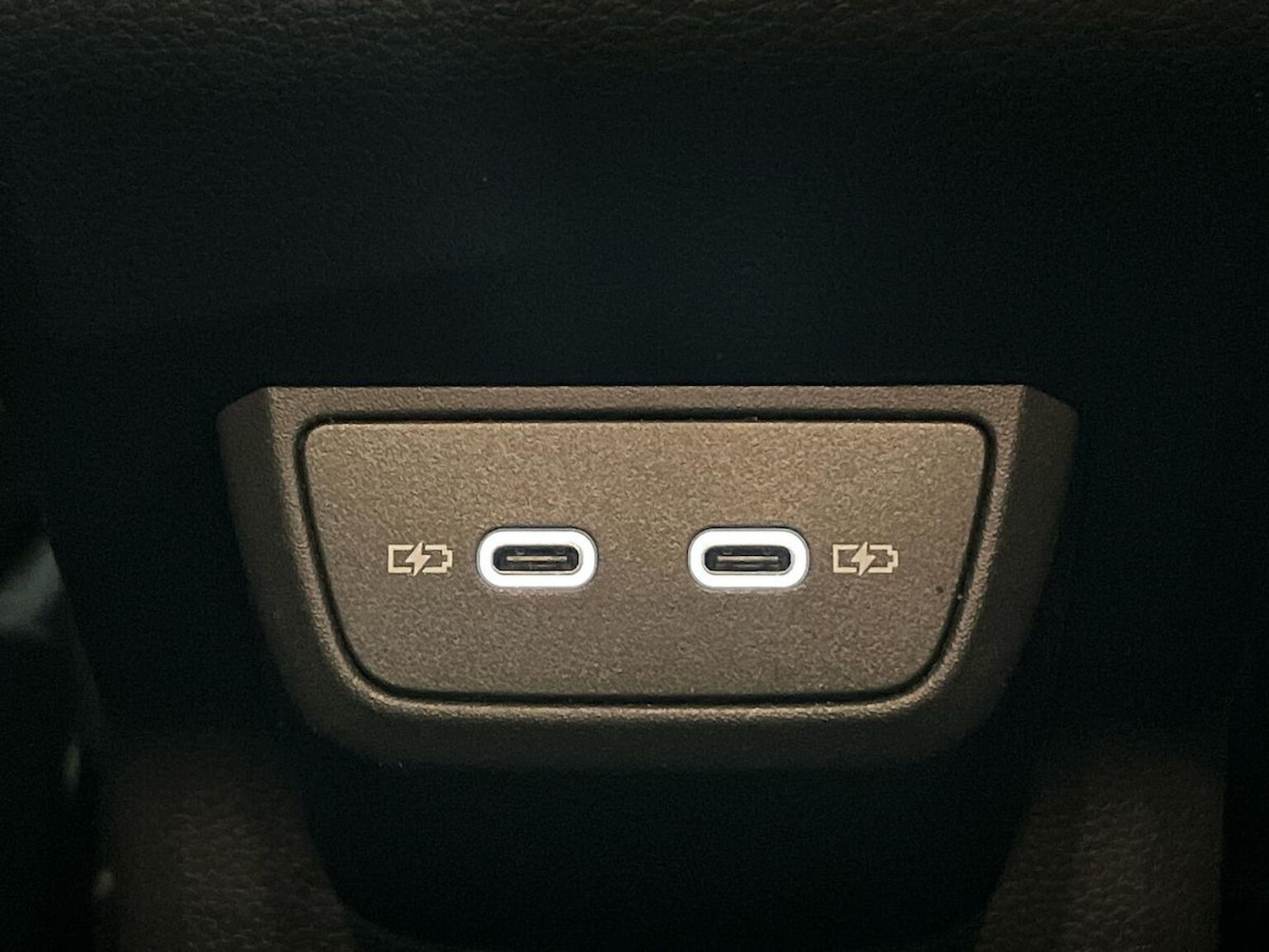 Used Volkswagen Polo 2023 for sale - 77983987: Photo 40