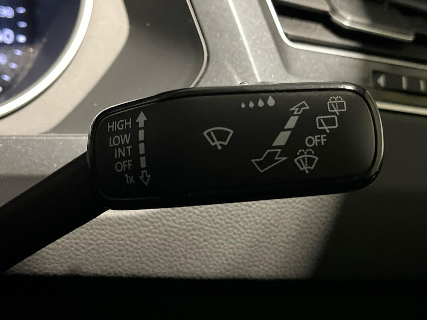 Used Volkswagen Tiguan 2022 for sale - 77676344: Photo 28