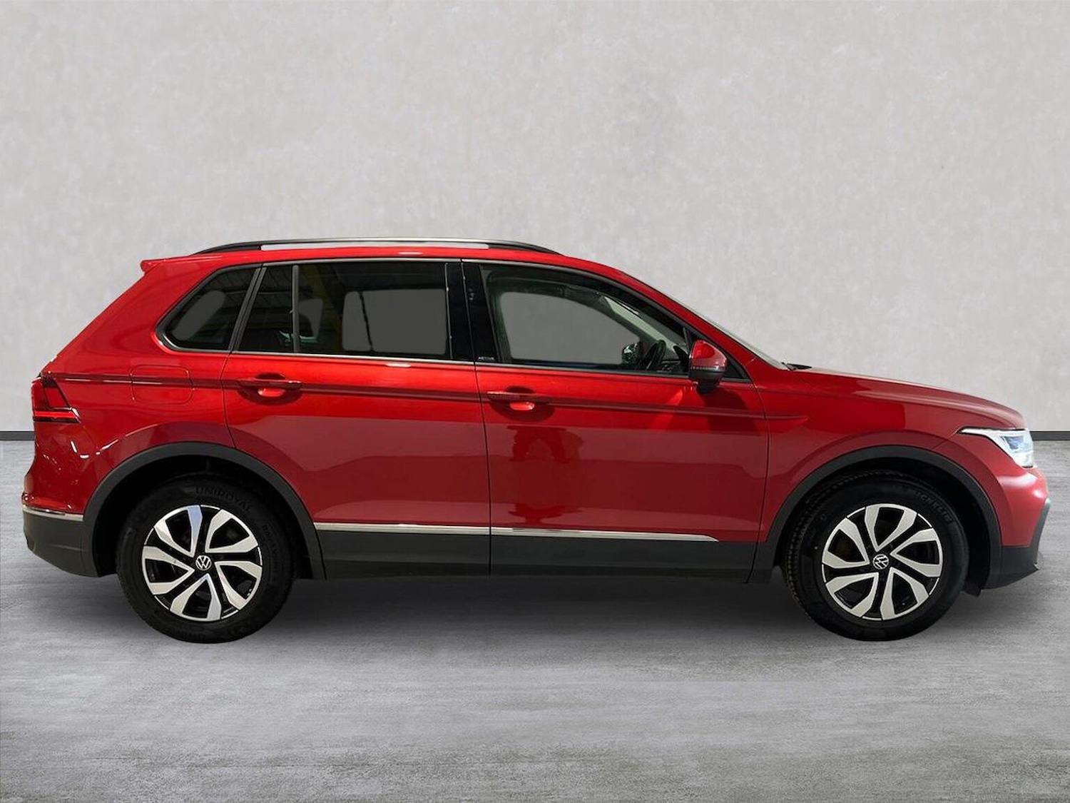 Used Volkswagen Tiguan 2022 for sale - 77676344: Photo 3