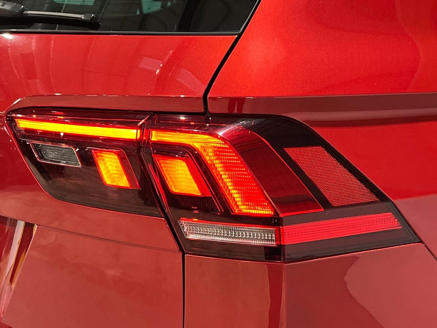 Used Volkswagen Tiguan 2022 for sale - 77676344: Photo 36