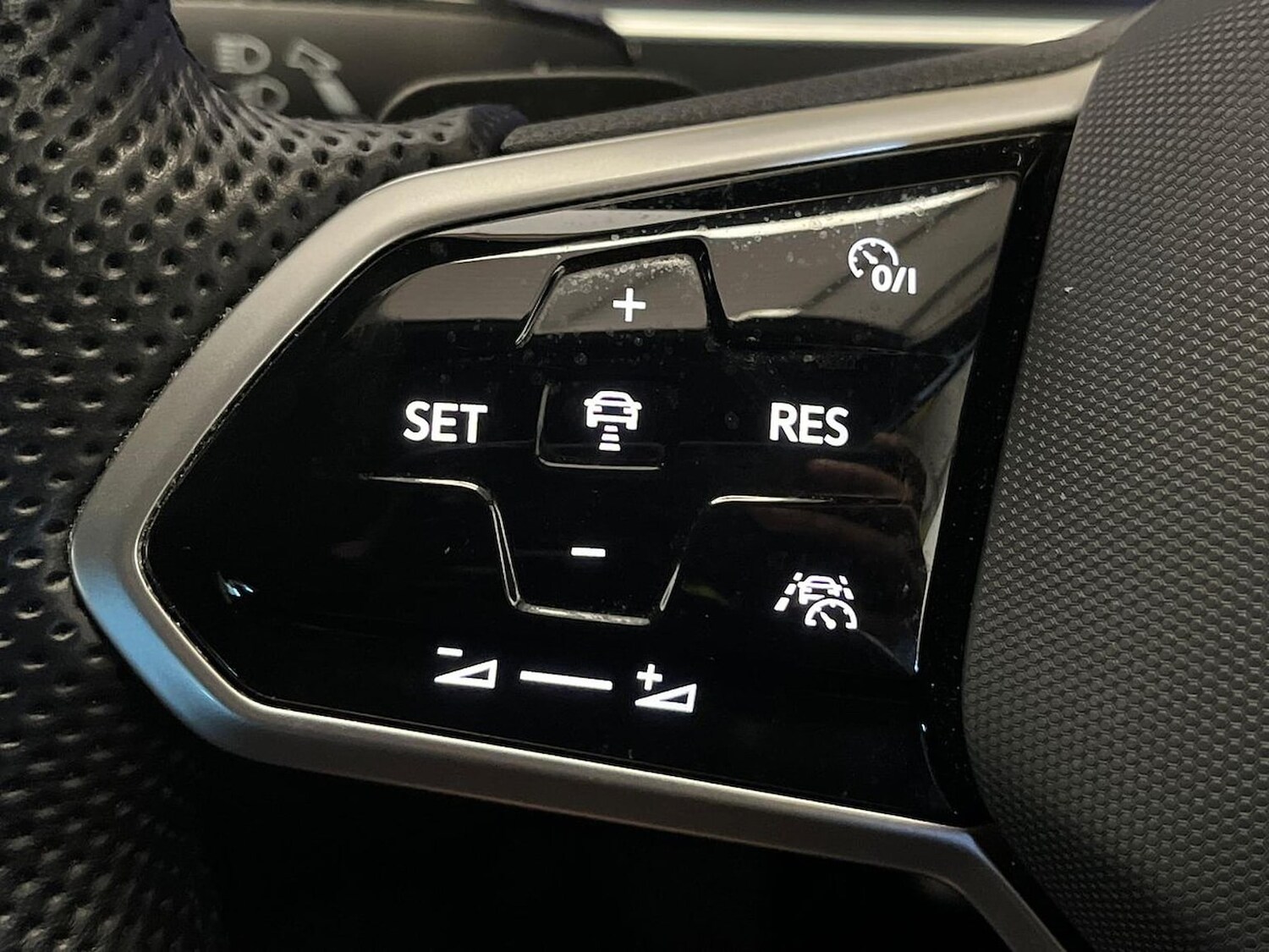 Used Volkswagen Tiguan 2023 for sale - 78195879: Photo 27