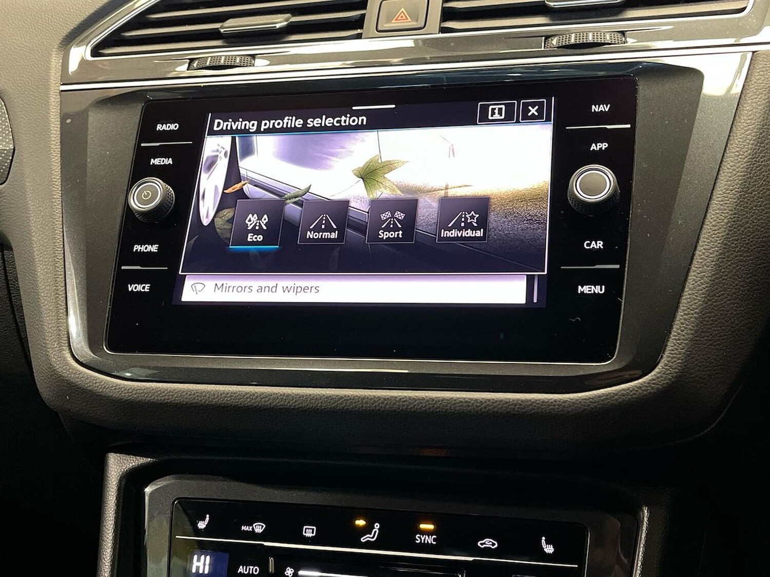 Used Volkswagen Tiguan 2023 for sale - 78195879: Photo 40