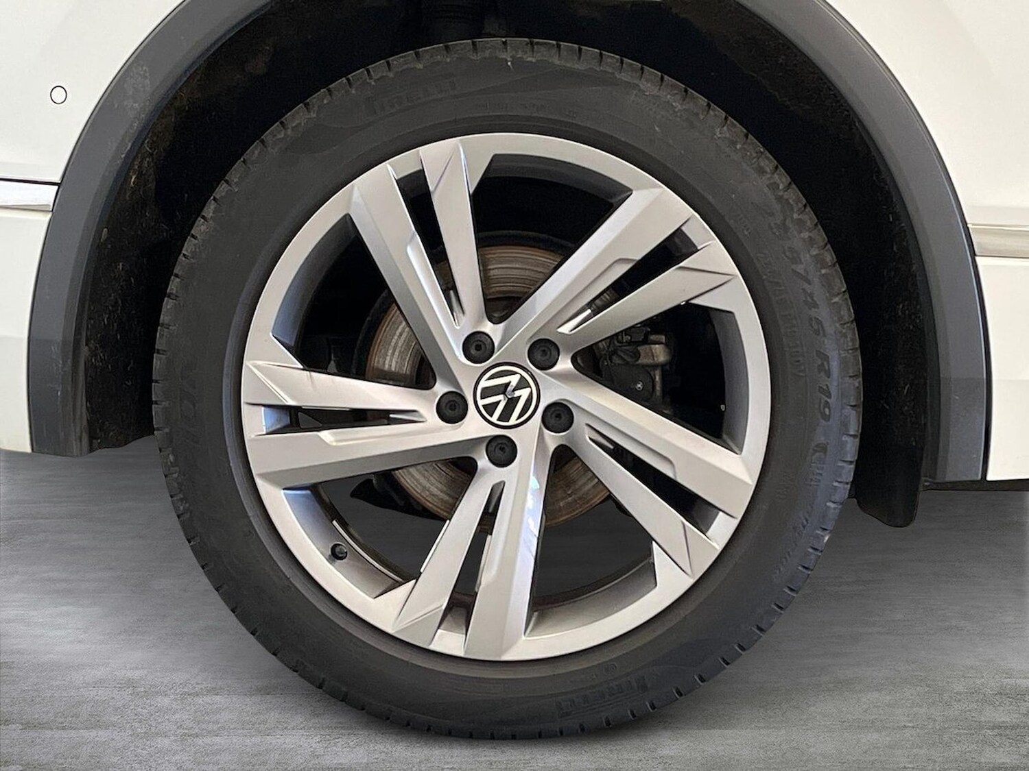 Used Volkswagen Tiguan 2023 for sale - 78195879: Photo 6