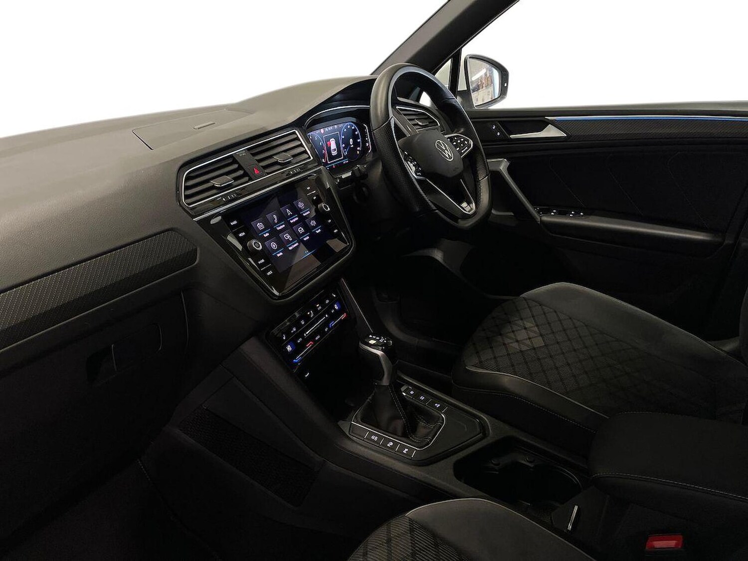 Used Volkswagen Tiguan 2023 for sale - 78195879: Photo 7