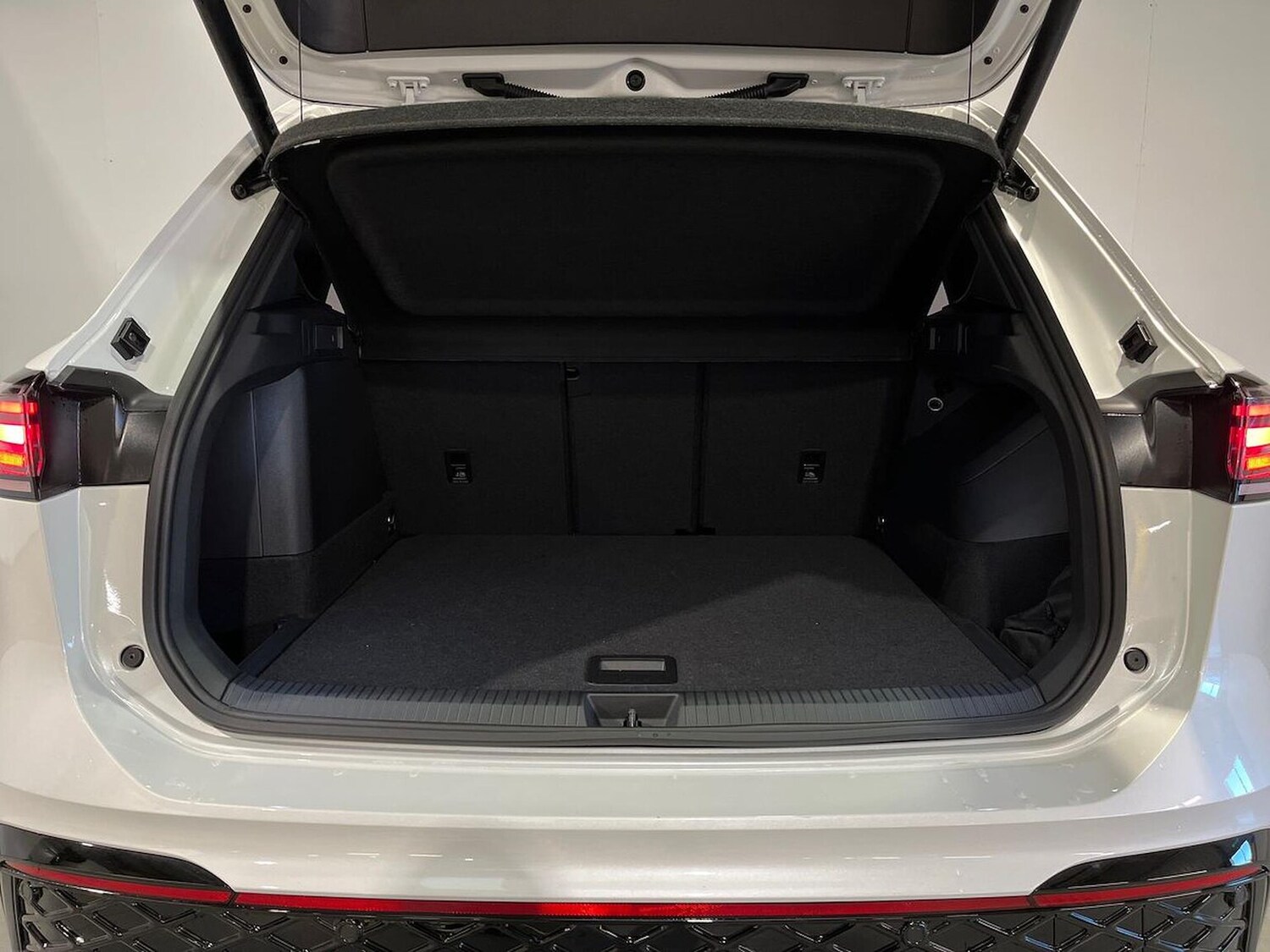 Used Volkswagen Tiguan 2025 for sale - 76791833: Photo 17