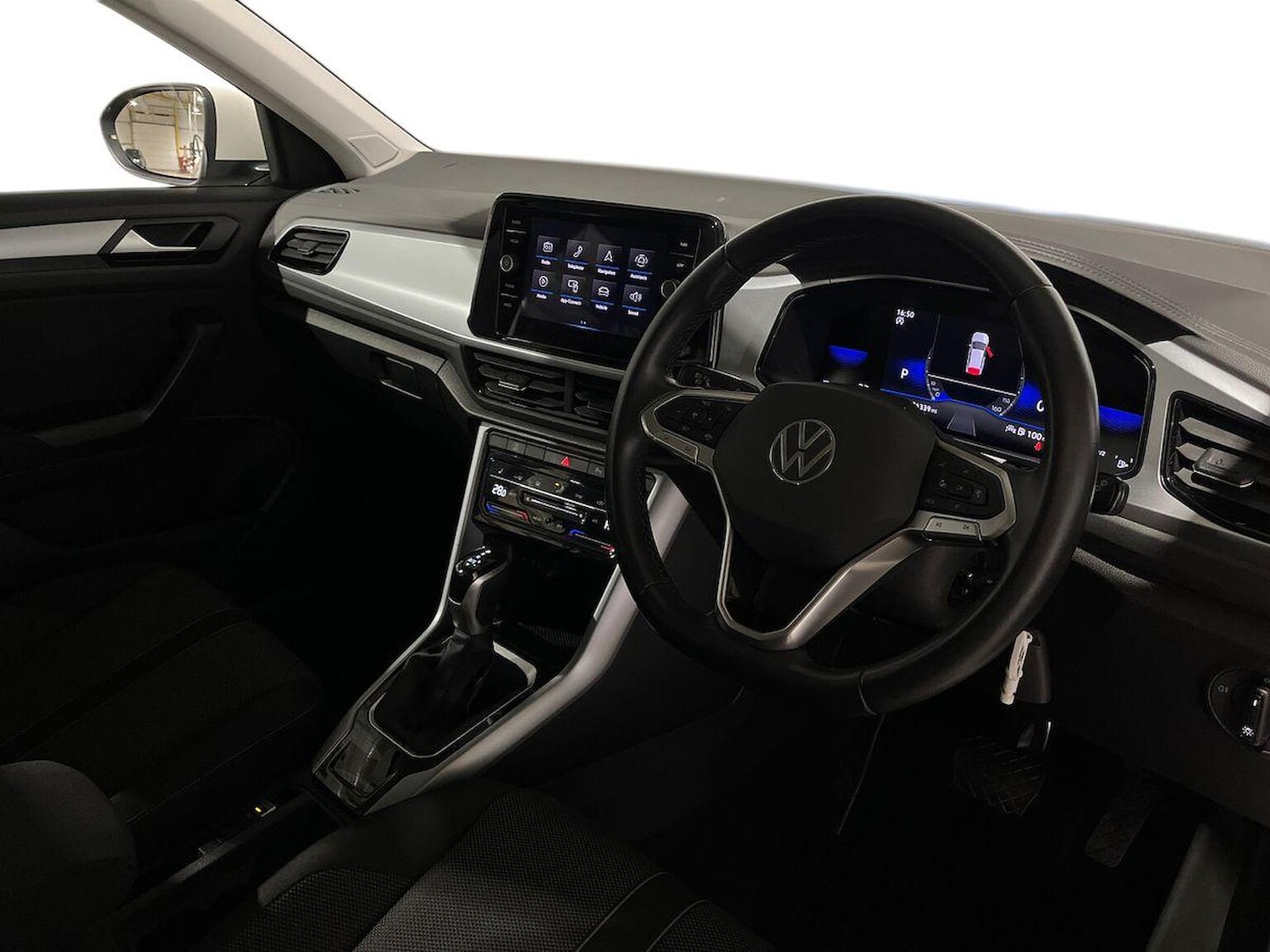 Used Volkswagen T-Roc 2022 for sale - 76799423: Photo 15