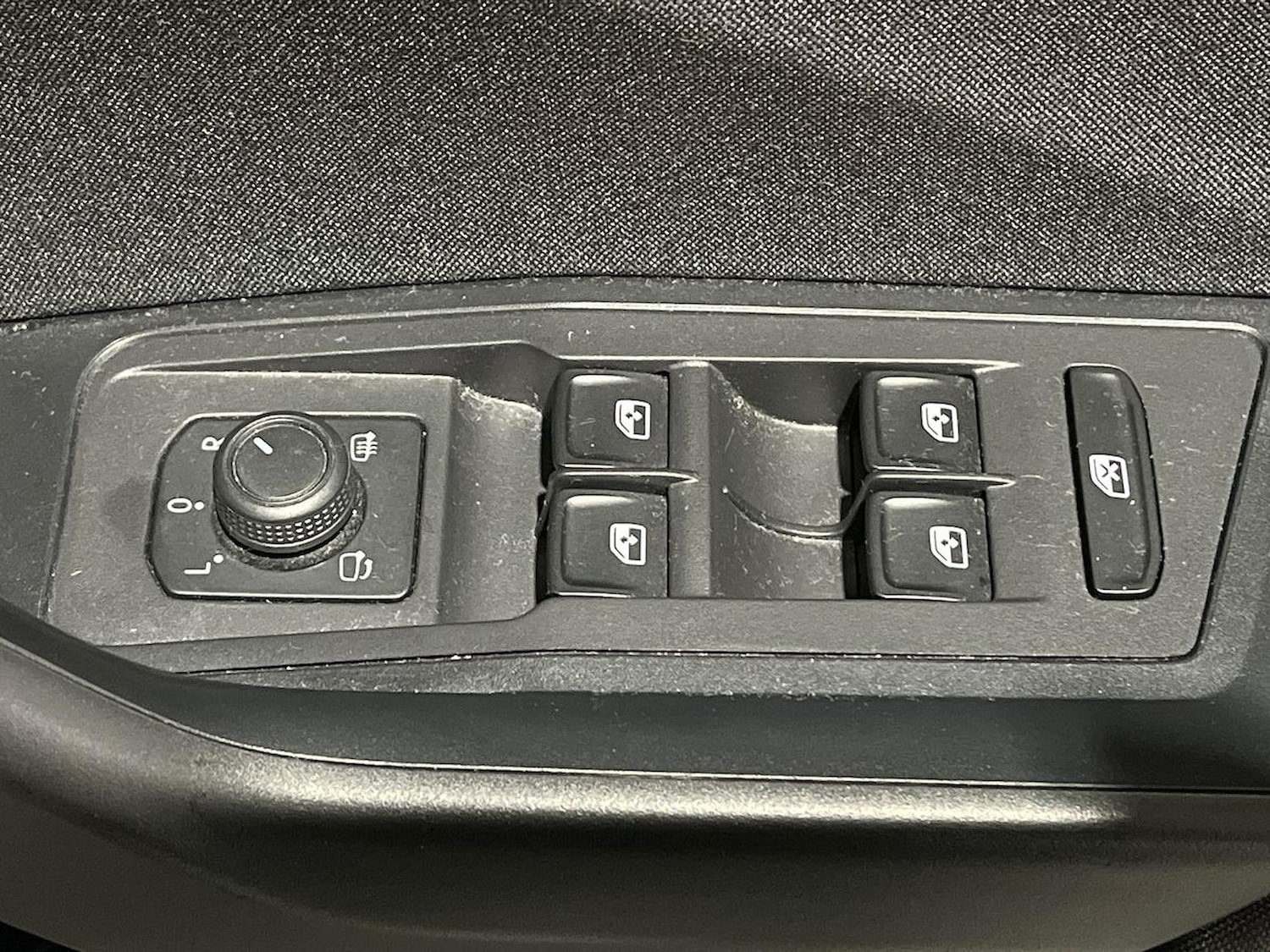 Used Volkswagen T-Roc 2022 for sale - 76799423: Photo 21