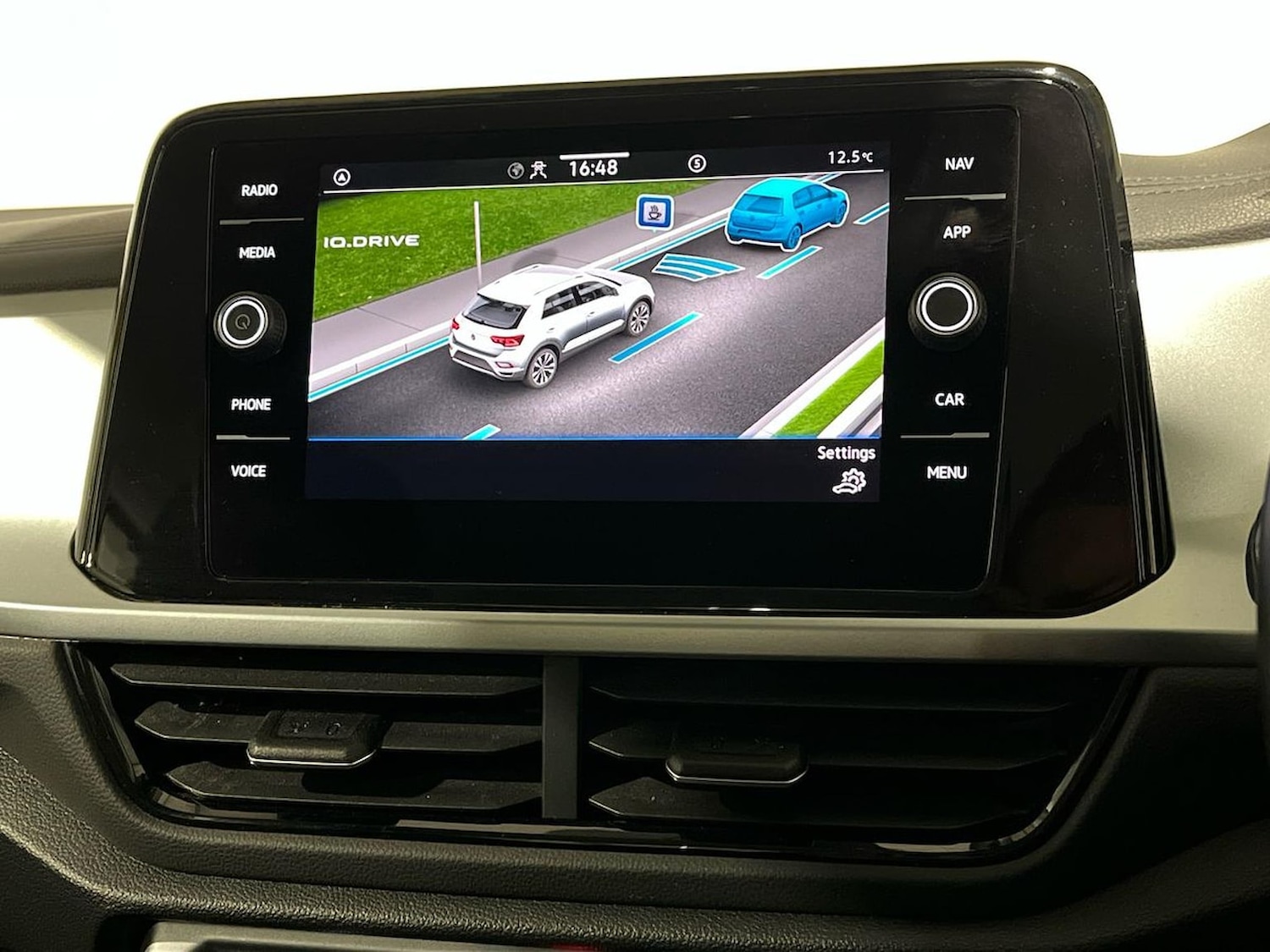 Used Volkswagen T-Roc 2022 for sale - 76799423: Photo 25