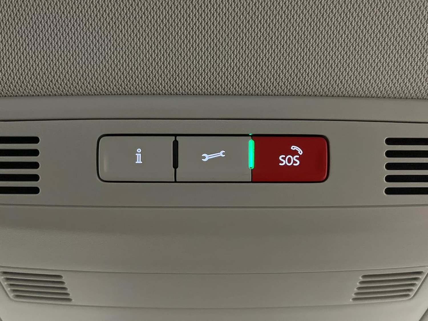 Used Volkswagen T-Roc 2022 for sale - 76799423: Photo 30