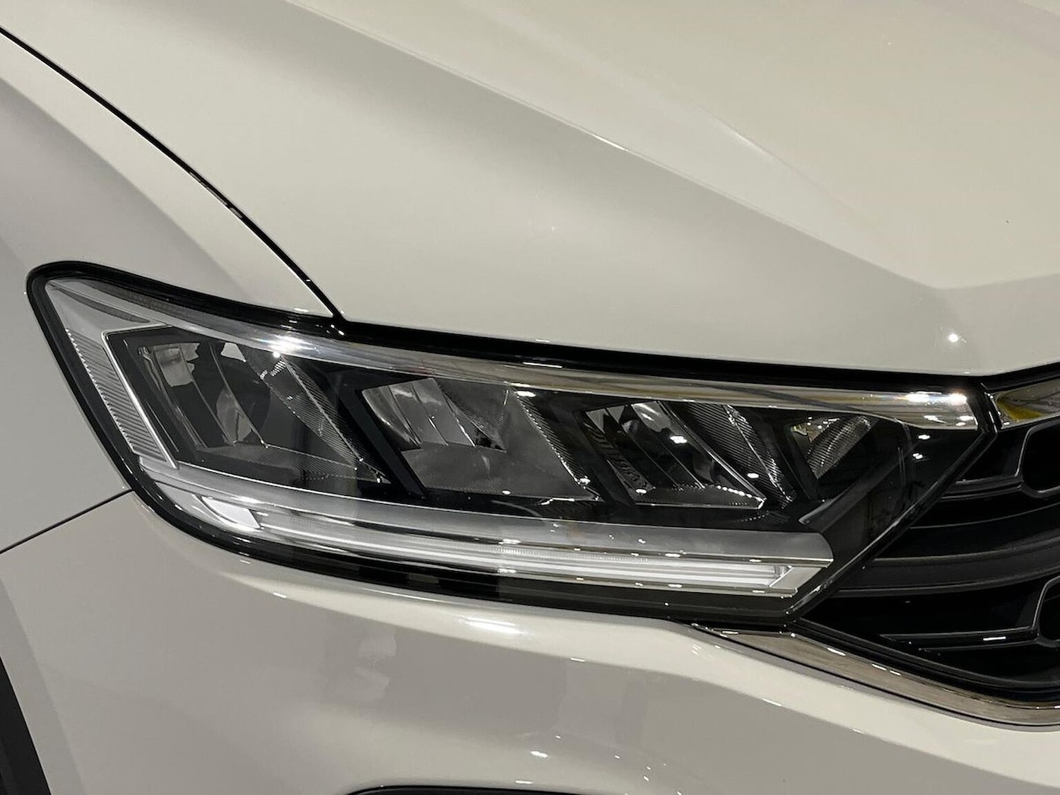 Used Volkswagen T-Roc 2022 for sale - 76799423: Photo 34