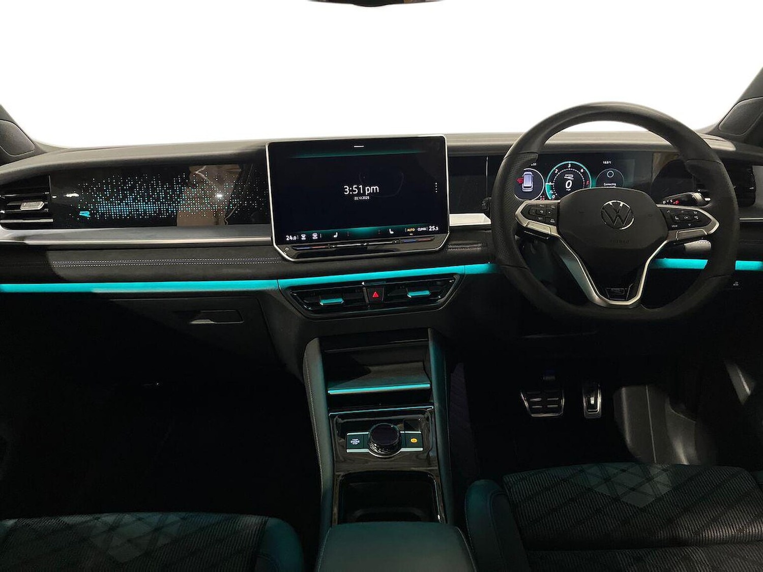 Used Volkswagen Touran 2025 for sale - 77056887: Photo 10