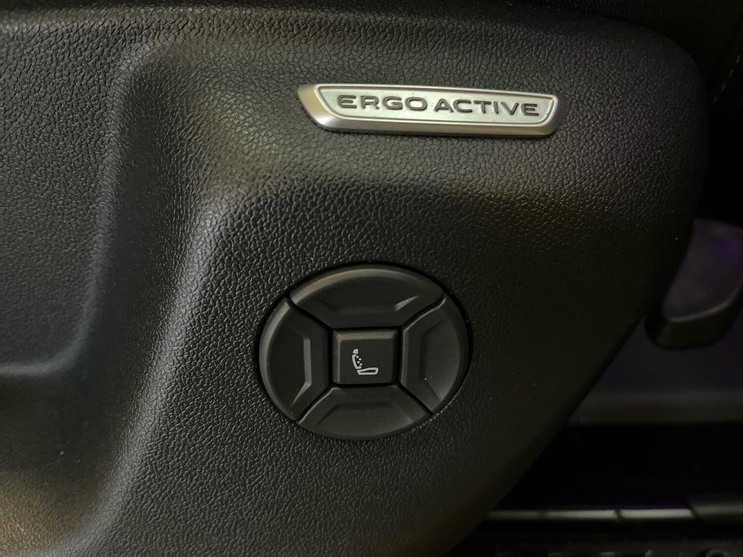 Used Volkswagen Tiguan 2024 for sale - 76363408: Photo 30