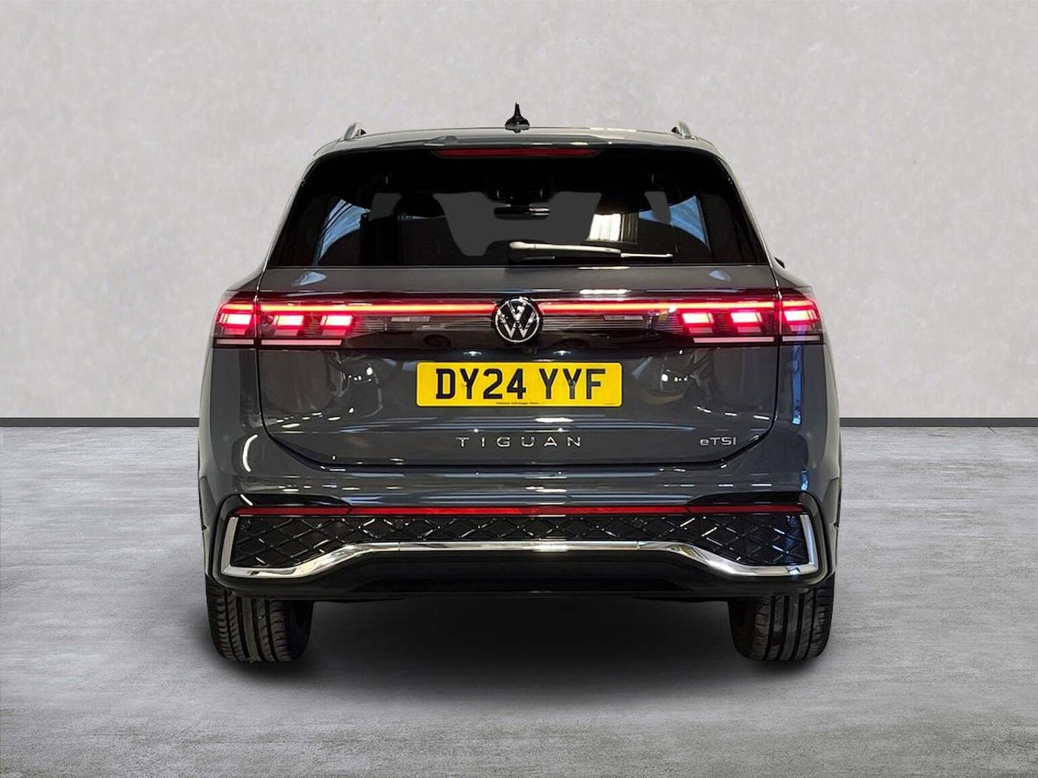 Used Volkswagen Tiguan 2024 for sale - 76363408: Photo 4