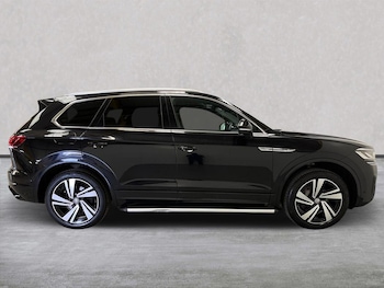 Used Volkswagen Touareg 2019 for sale - 75567443: Photo