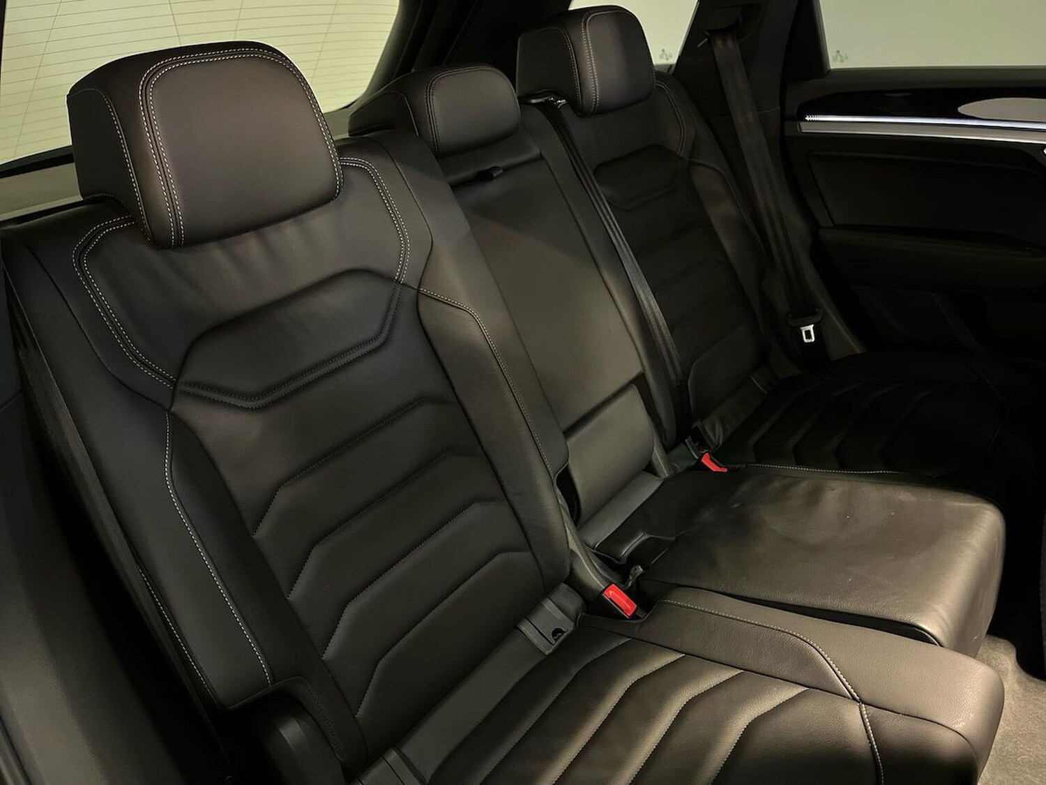 Used Volkswagen Touareg 2022 for sale - 76407384: Photo 16