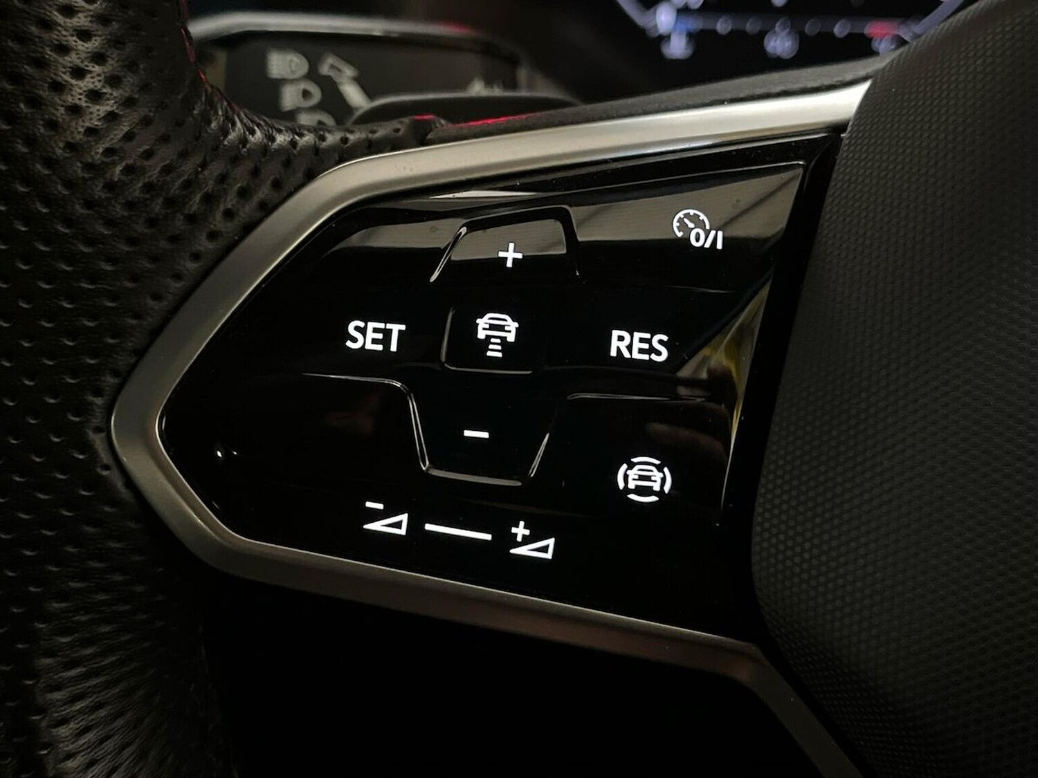 Used Volkswagen Touareg 2022 for sale - 76407384: Photo 27