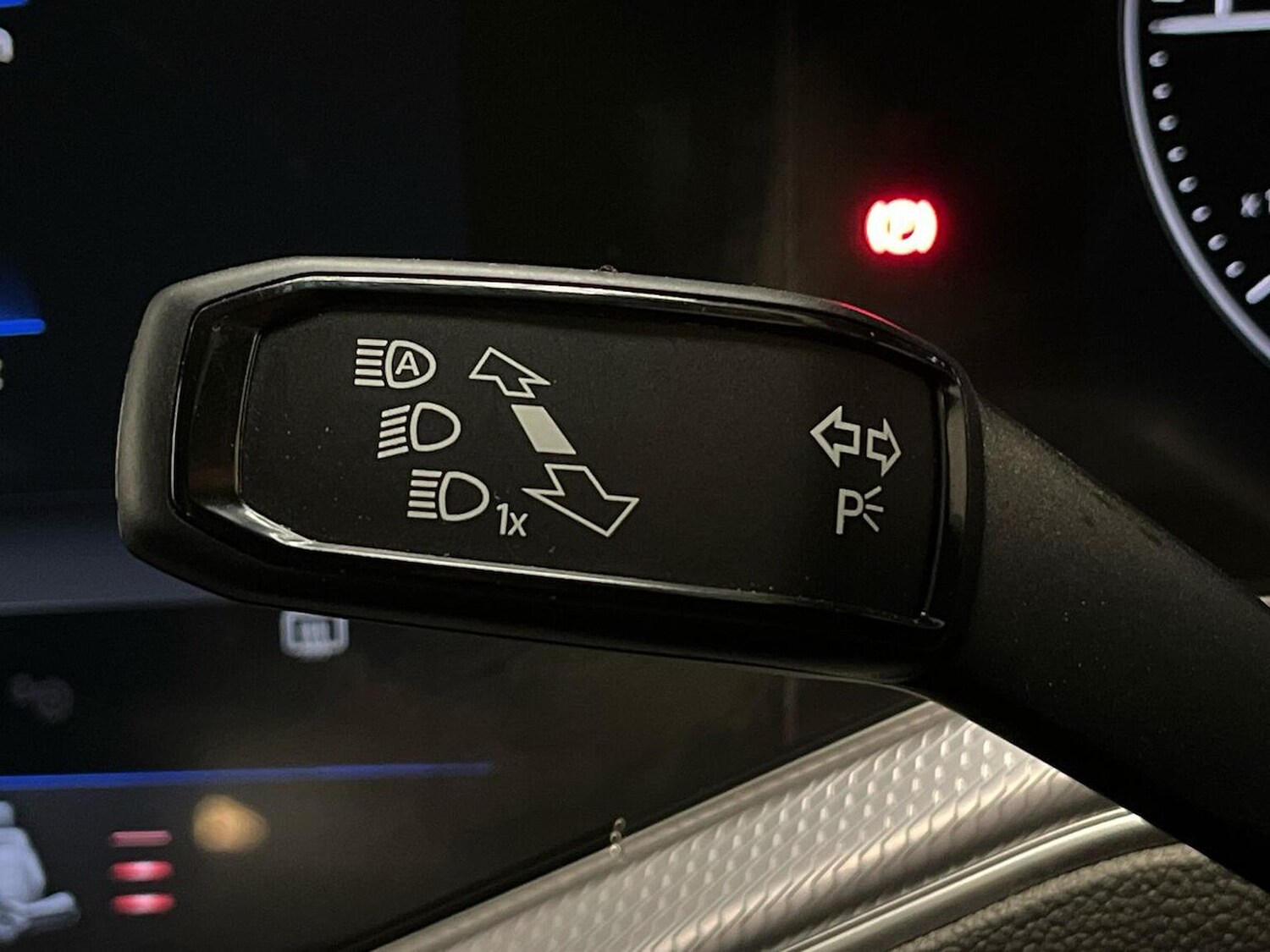 Used Volkswagen Touareg 2022 for sale - 76407384: Photo 29