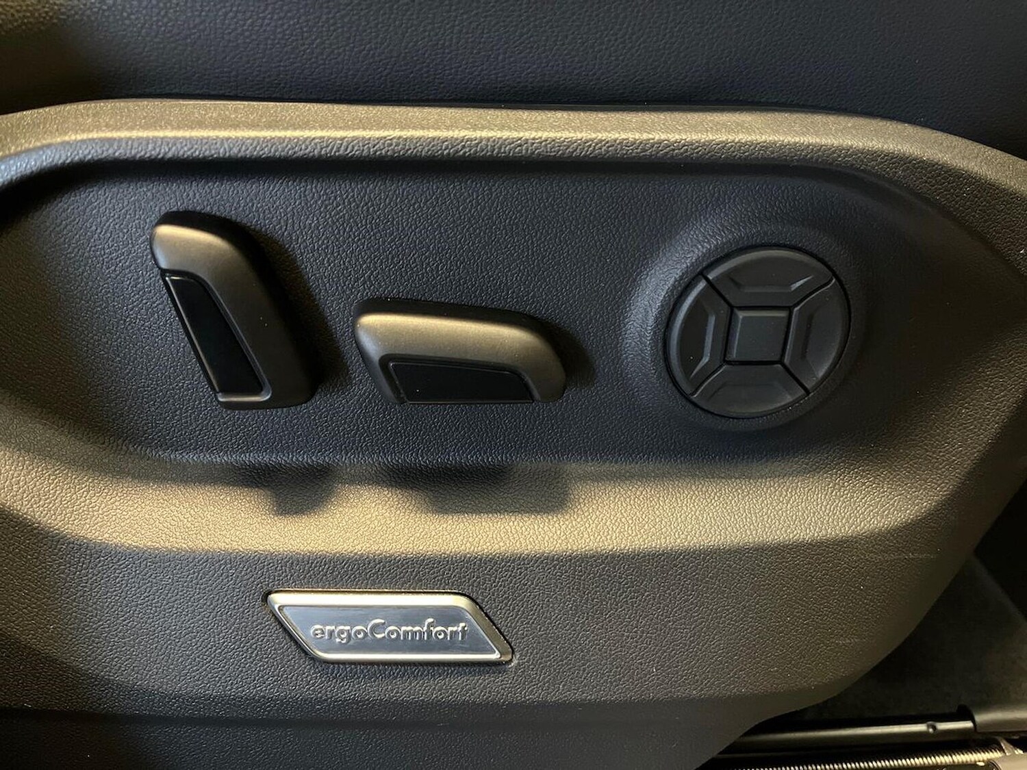 Used Volkswagen Touareg 2022 for sale - 76407384: Photo 30