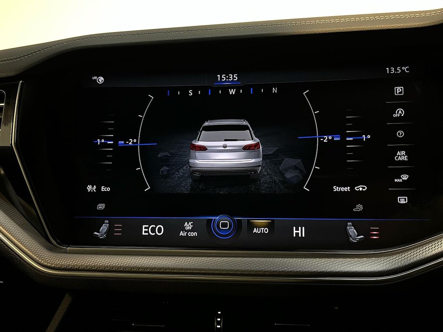 Used Volkswagen Touareg 2022 for sale - 76407384: Photo 37