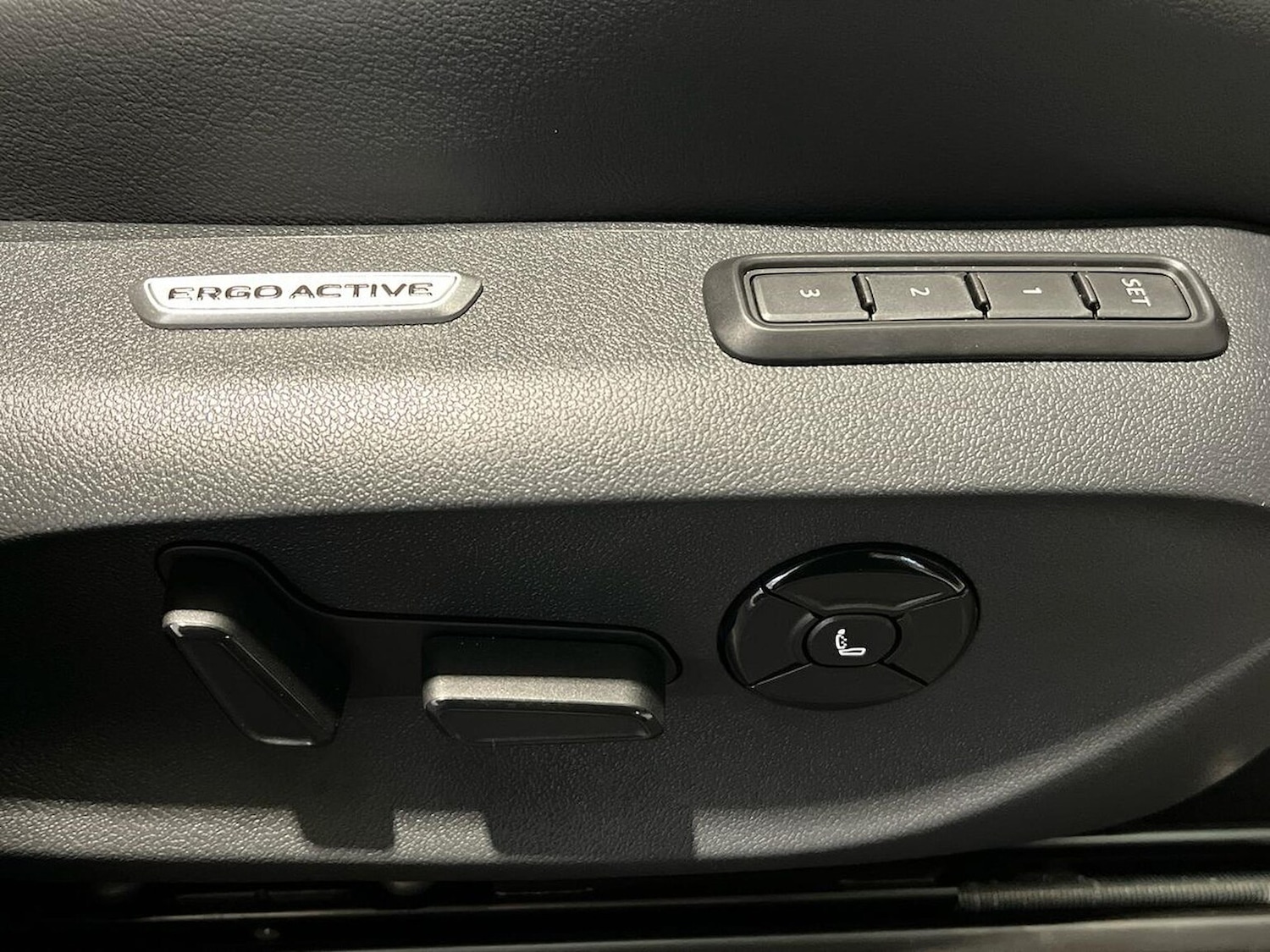 Used Volkswagen Passat 2026 for sale - 77775133: Photo 30