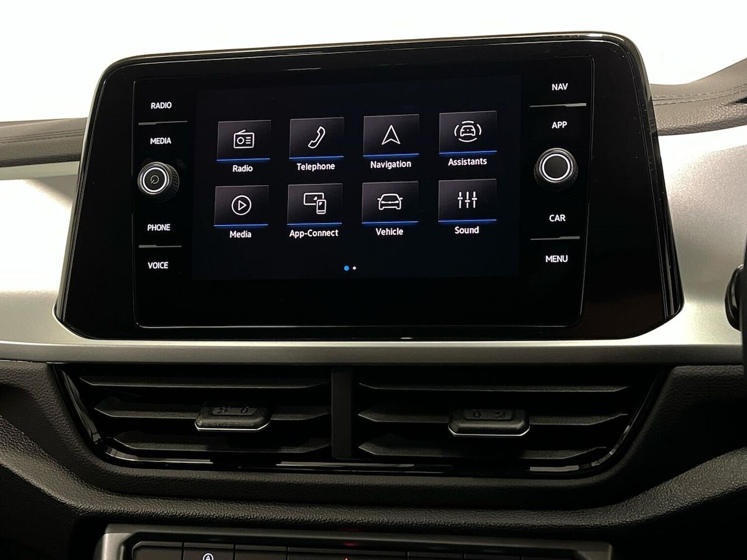 Used Volkswagen T-Roc 2026 for sale - 78195885: Photo 11