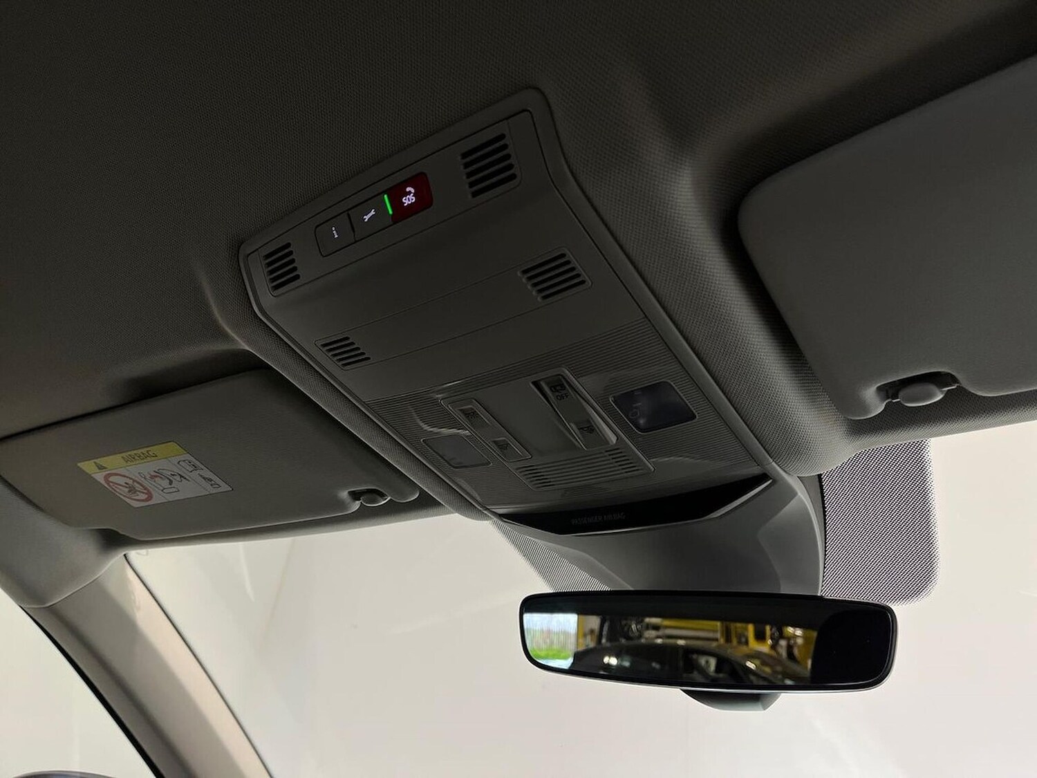 Used Volkswagen T-Roc 2026 for sale - 78195885: Photo 14