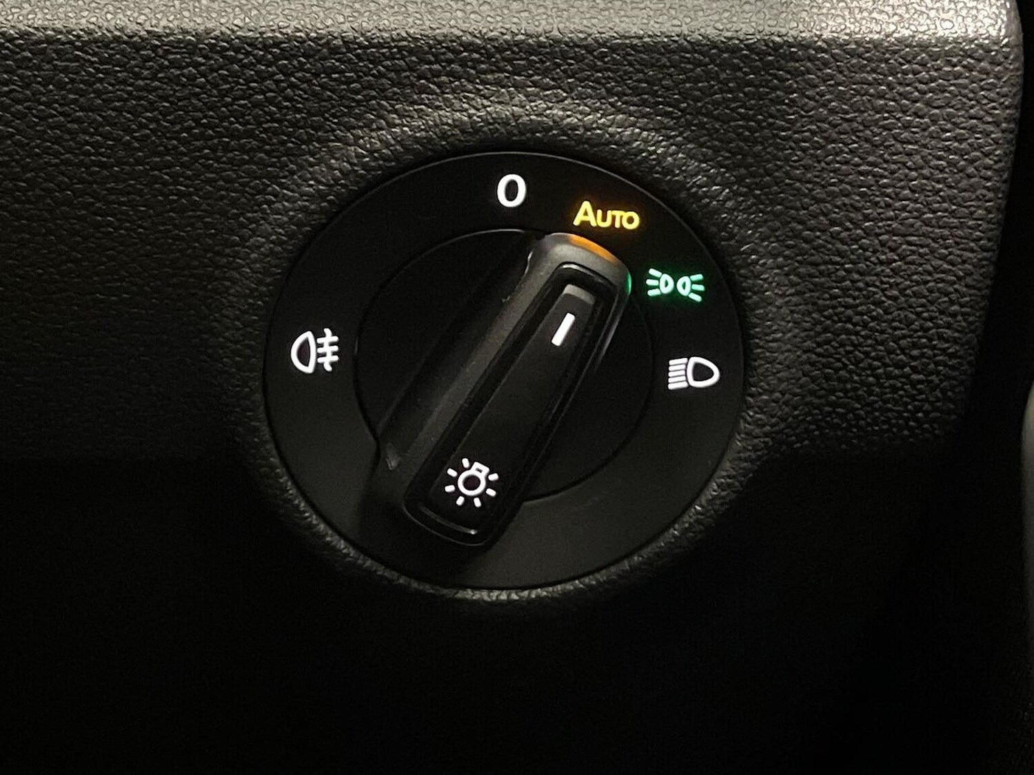 Used Volkswagen T-Roc 2026 for sale - 78195885: Photo 22