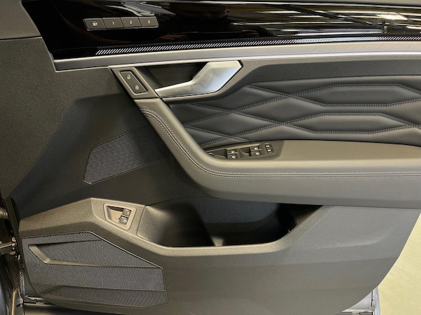 Used Volkswagen Touareg 2024 for sale - 75656097: Photo 21