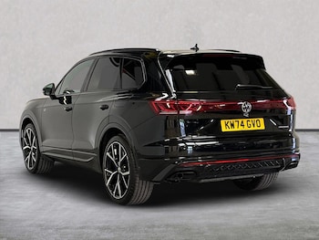 Used Volkswagen Touareg 2024 for sale - 75656097: Photo