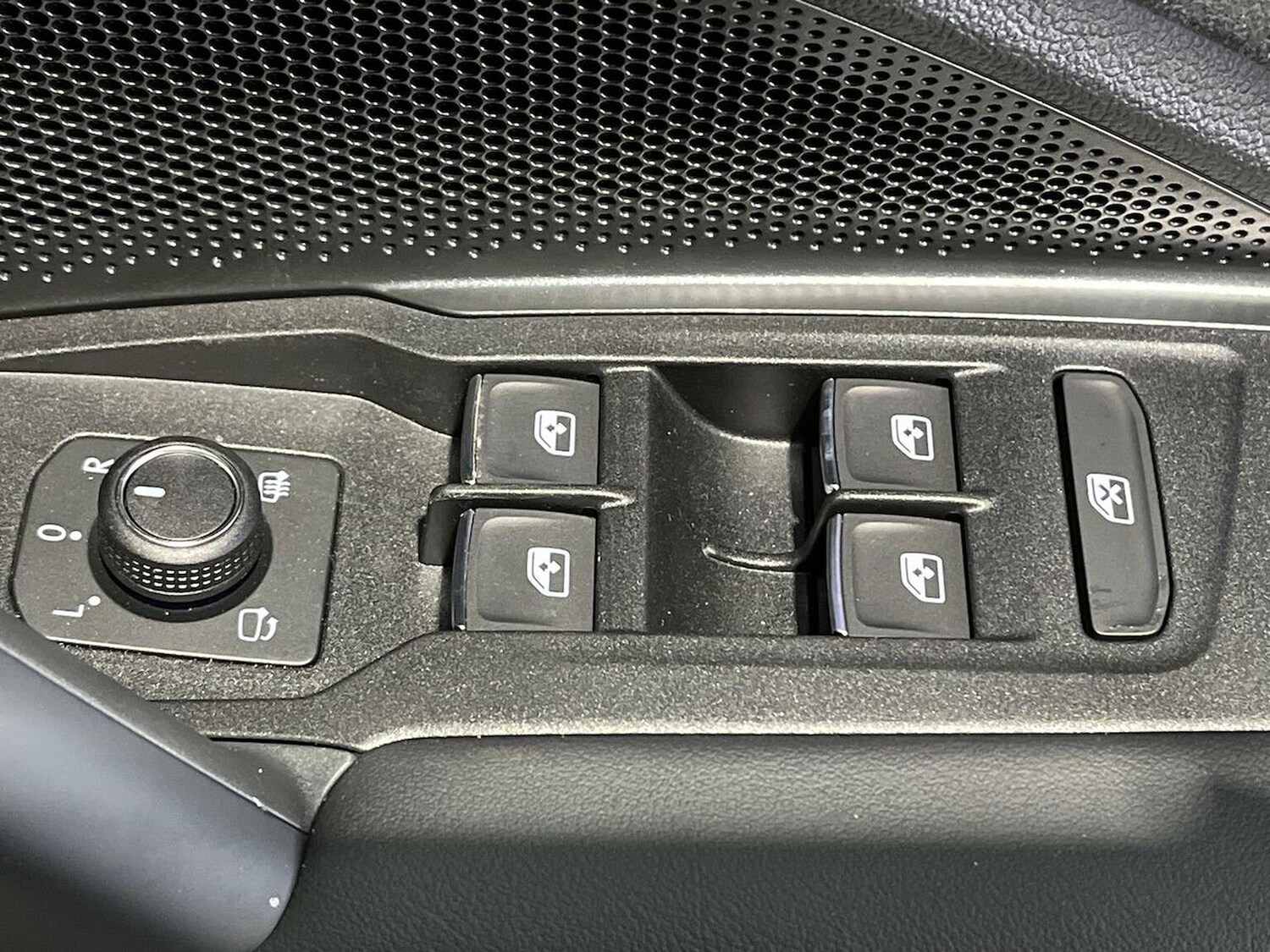 Used Volkswagen Touran 2025 for sale - 77888607: Photo 21