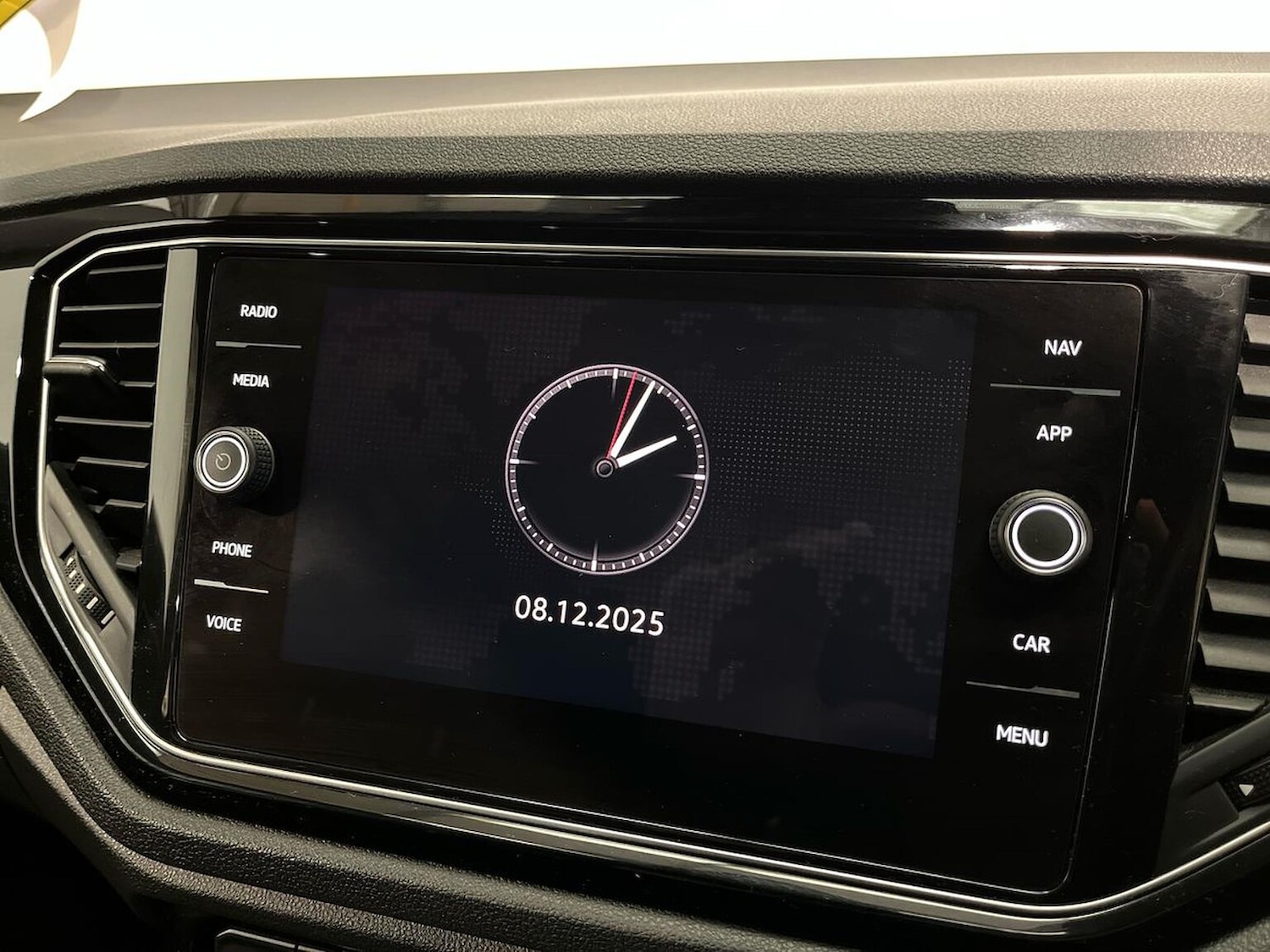 Used Volkswagen T-Roc 2021 for sale - 76864055: Photo 11