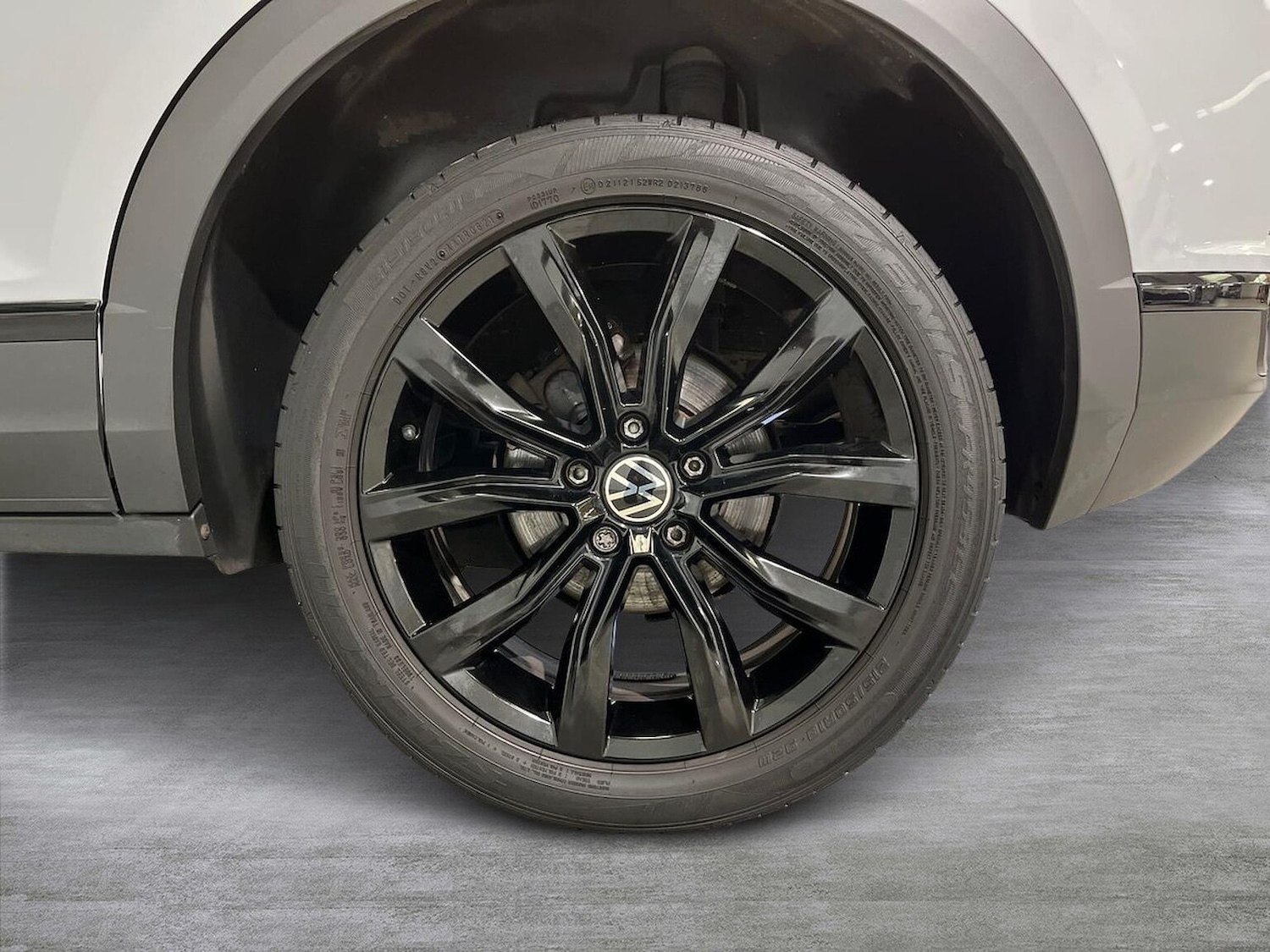 Used Volkswagen T-Roc 2021 for sale - 76864055: Photo 6