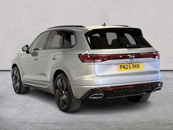 Used Volkswagen Touareg 2025 for sale - 75490237: Photo