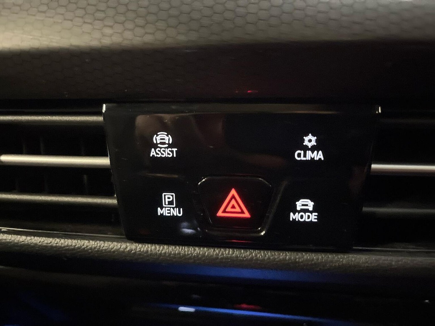 Used Volkswagen Golf 2023 for sale - 76637742: Photo 12