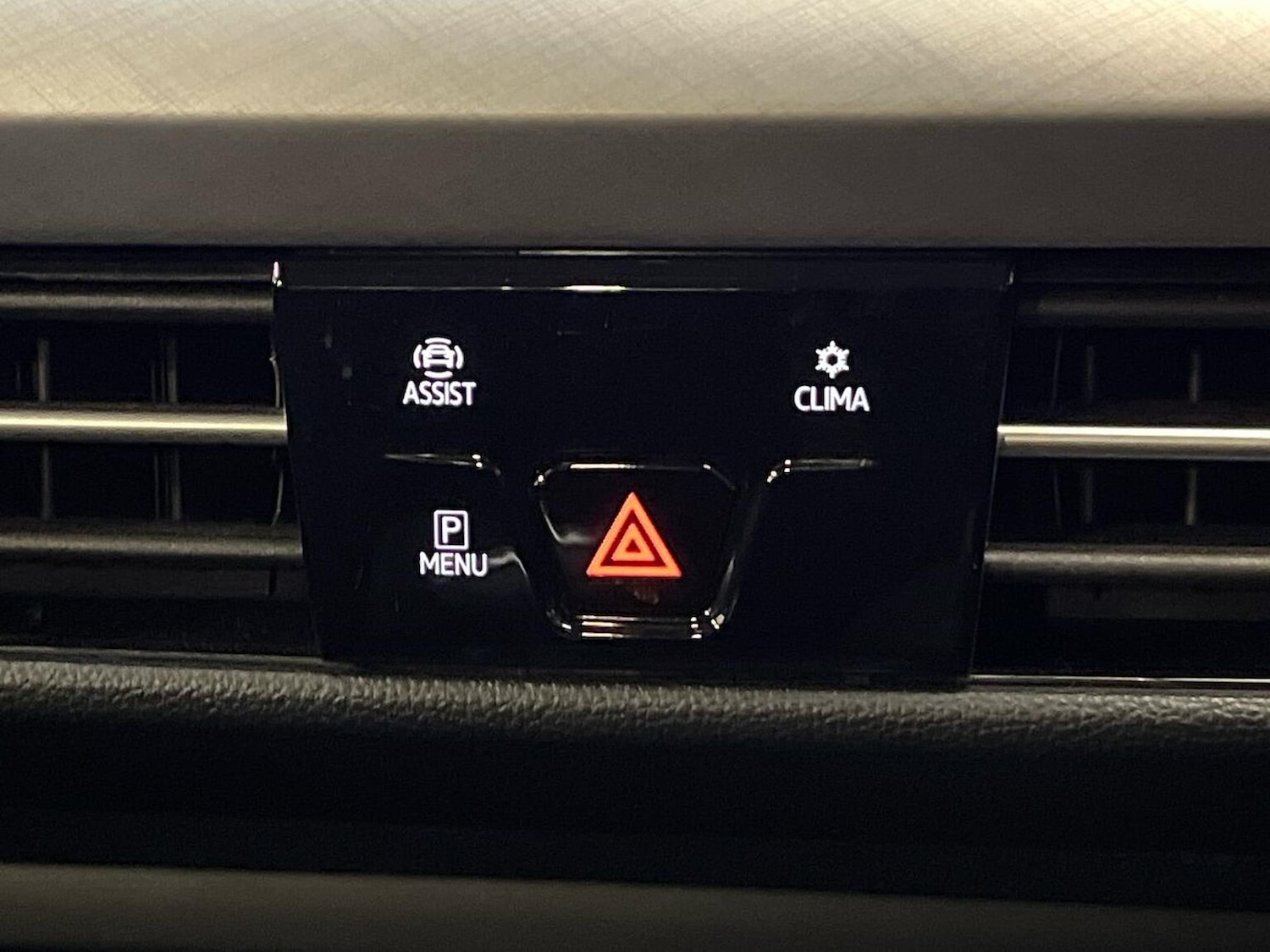 Used Volkswagen Golf 2022 for sale - 76357930: Photo 30