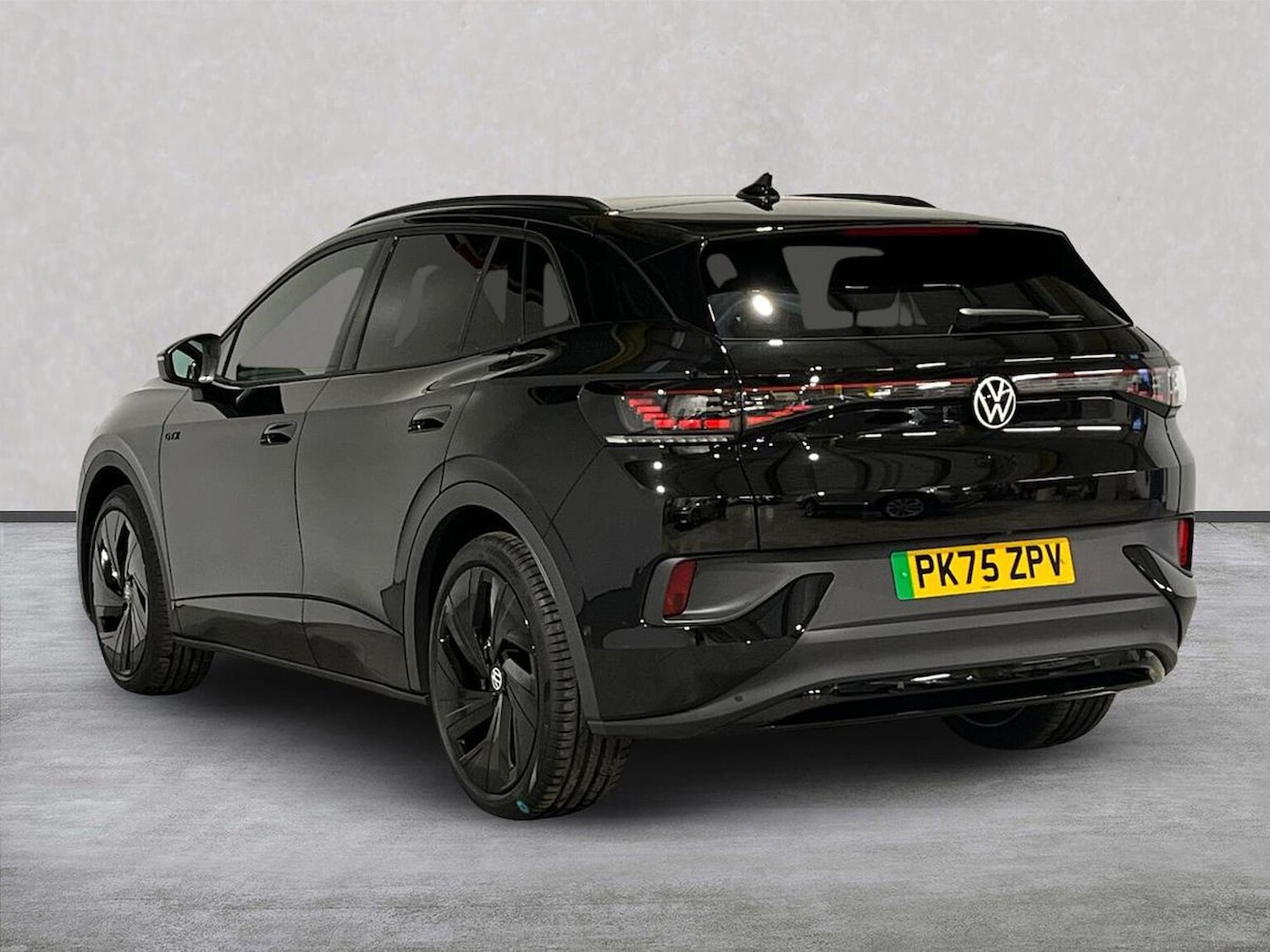 Used Volkswagen ID.4 2025 for sale - 76741138: Photo 2