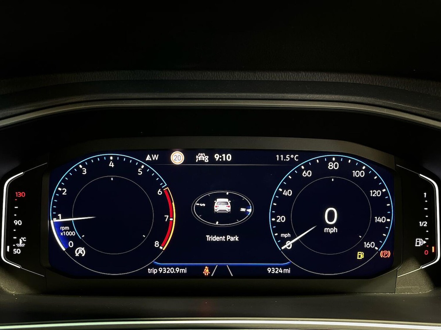 Used Volkswagen T-Roc 2023 for sale - 76706422: Photo 10