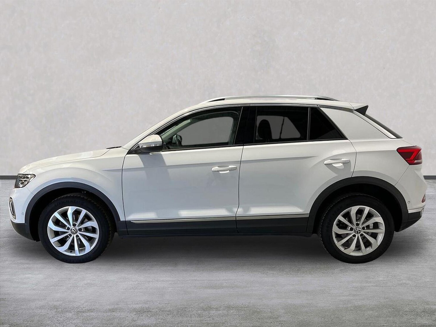 Used Volkswagen T-Roc 2023 for sale - 76706422: Photo 19