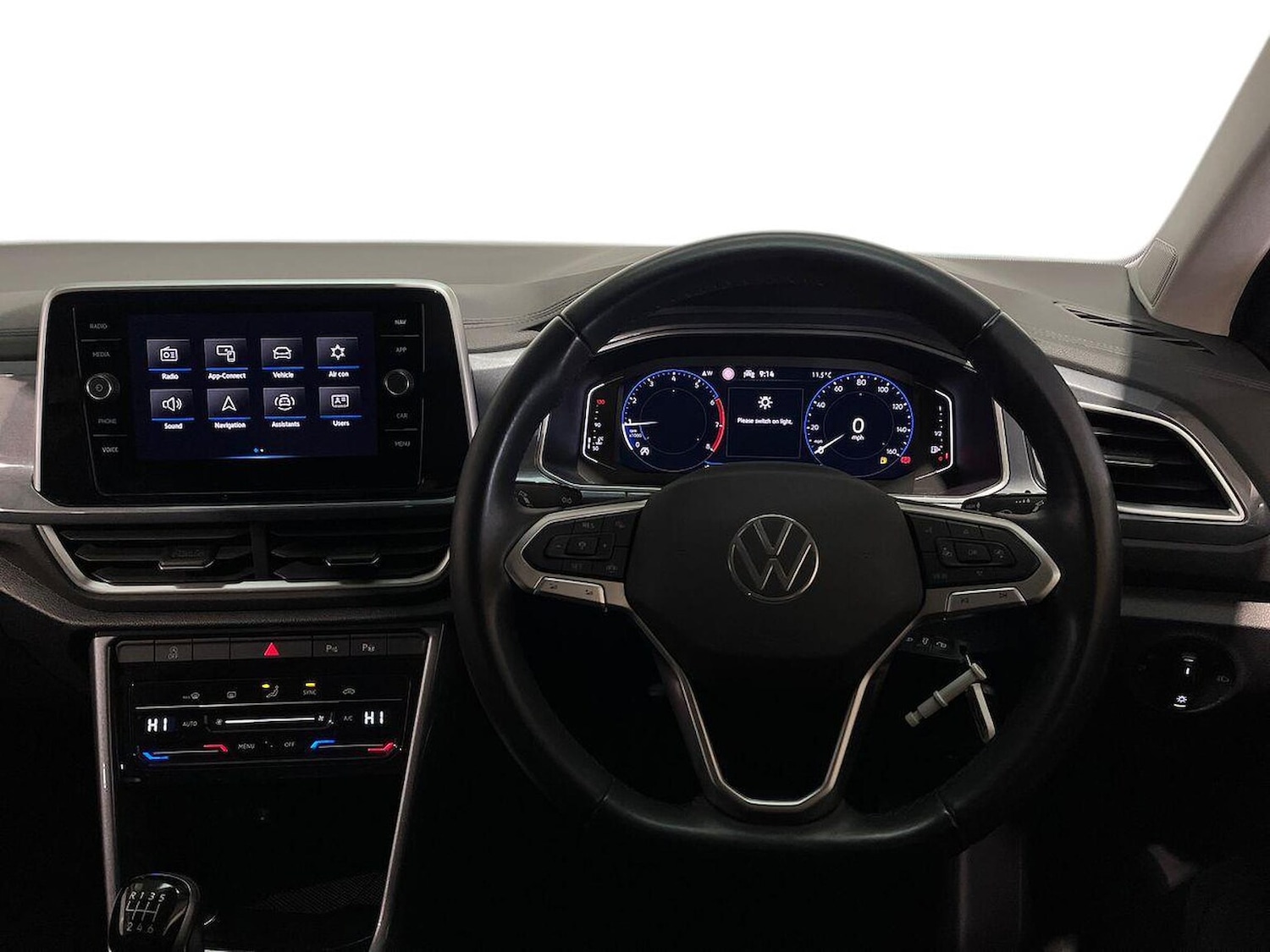 Used Volkswagen T-Roc 2023 for sale - 76706422: Photo 9