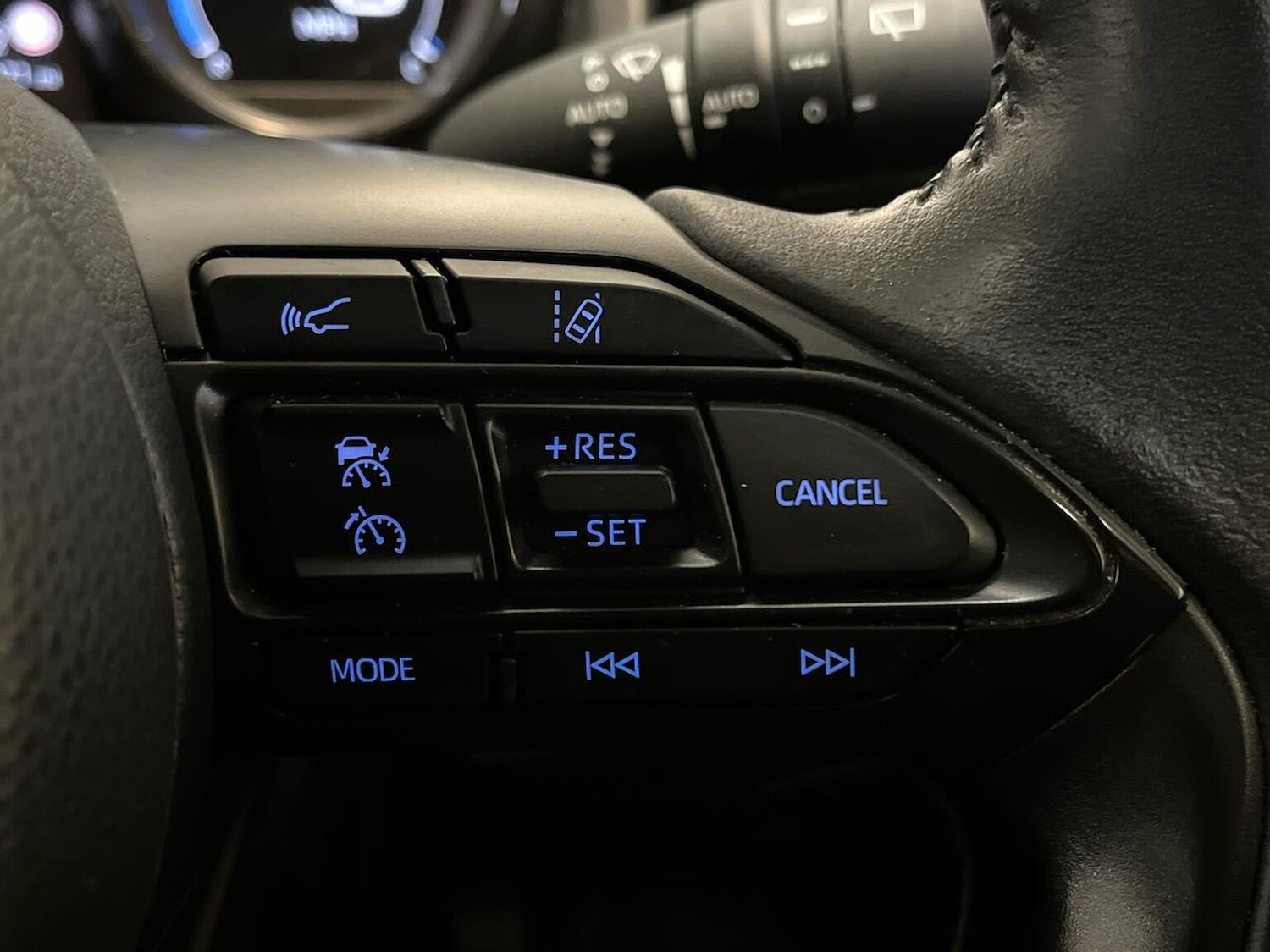 Used Toyota Yaris 2022 for sale - 76490564: Photo 26