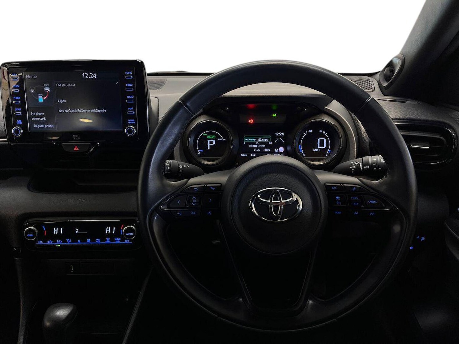 Used Toyota Yaris 2022 for sale - 76490564: Photo 9